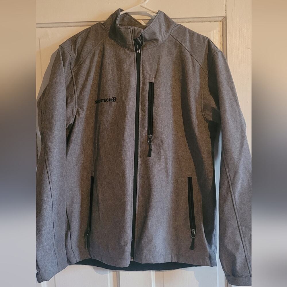 Men's Swiss Tech jacket, size medium